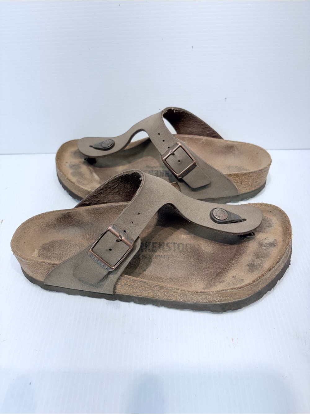 Birkenstock Brown Toe-Post Sandals with Buckle - Kid's Size 35 EU or 4/4.5